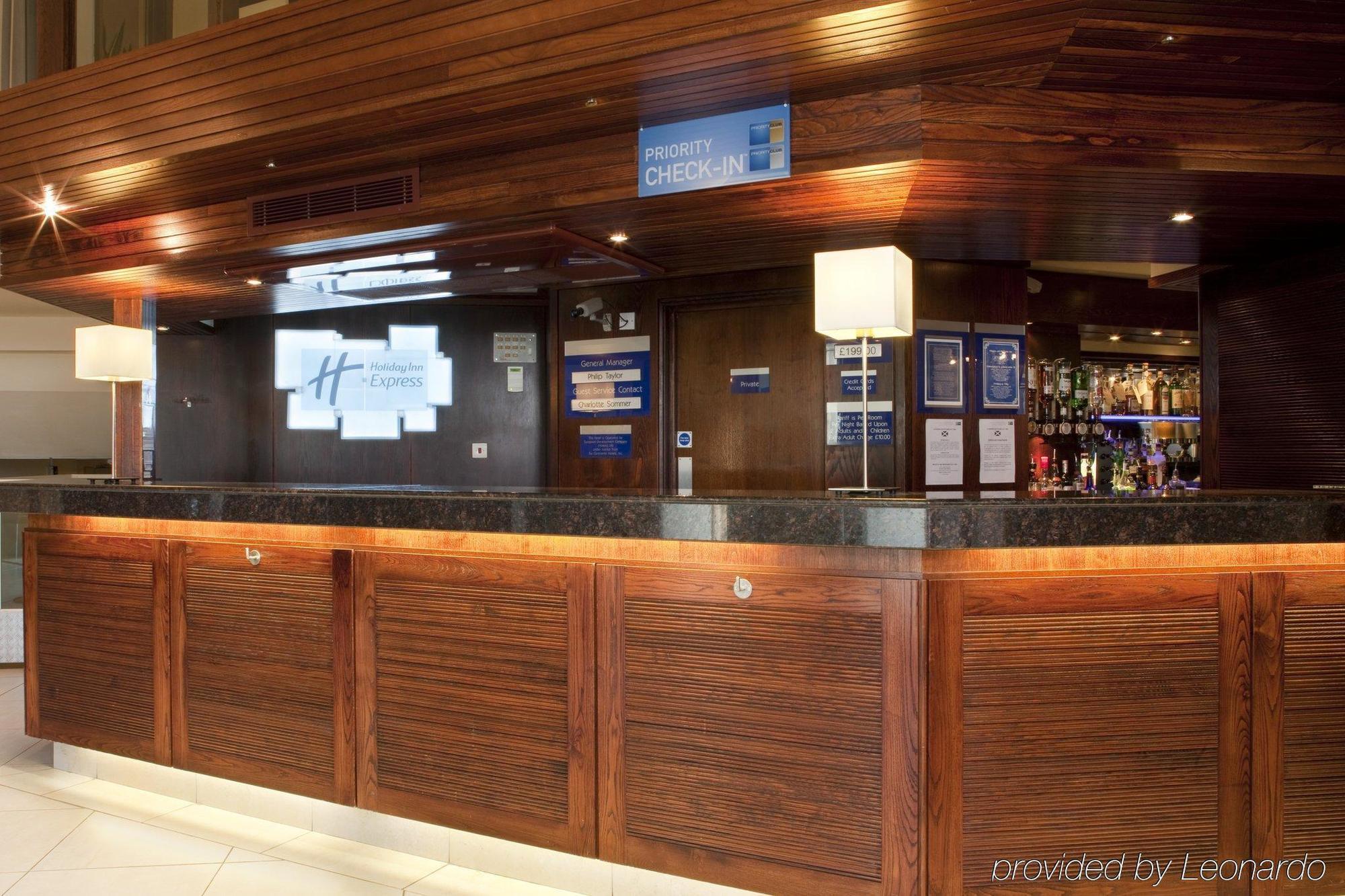 Holiday Inn Express Edinburgh City Centre By Ihg Interiør billede